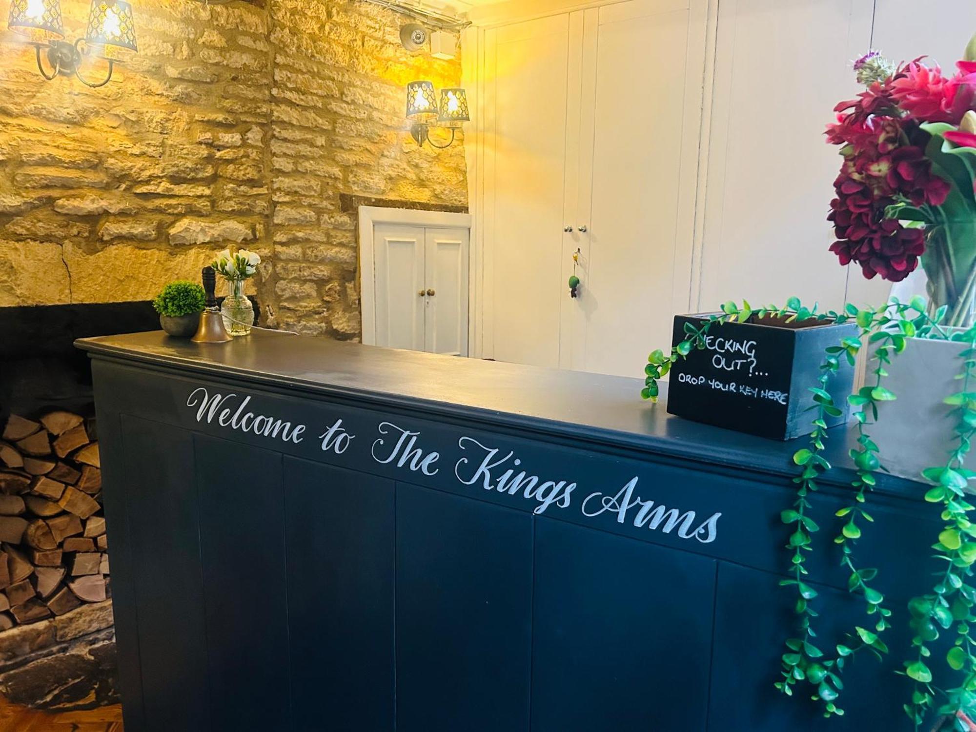 The Kings Arms Hotel 3*